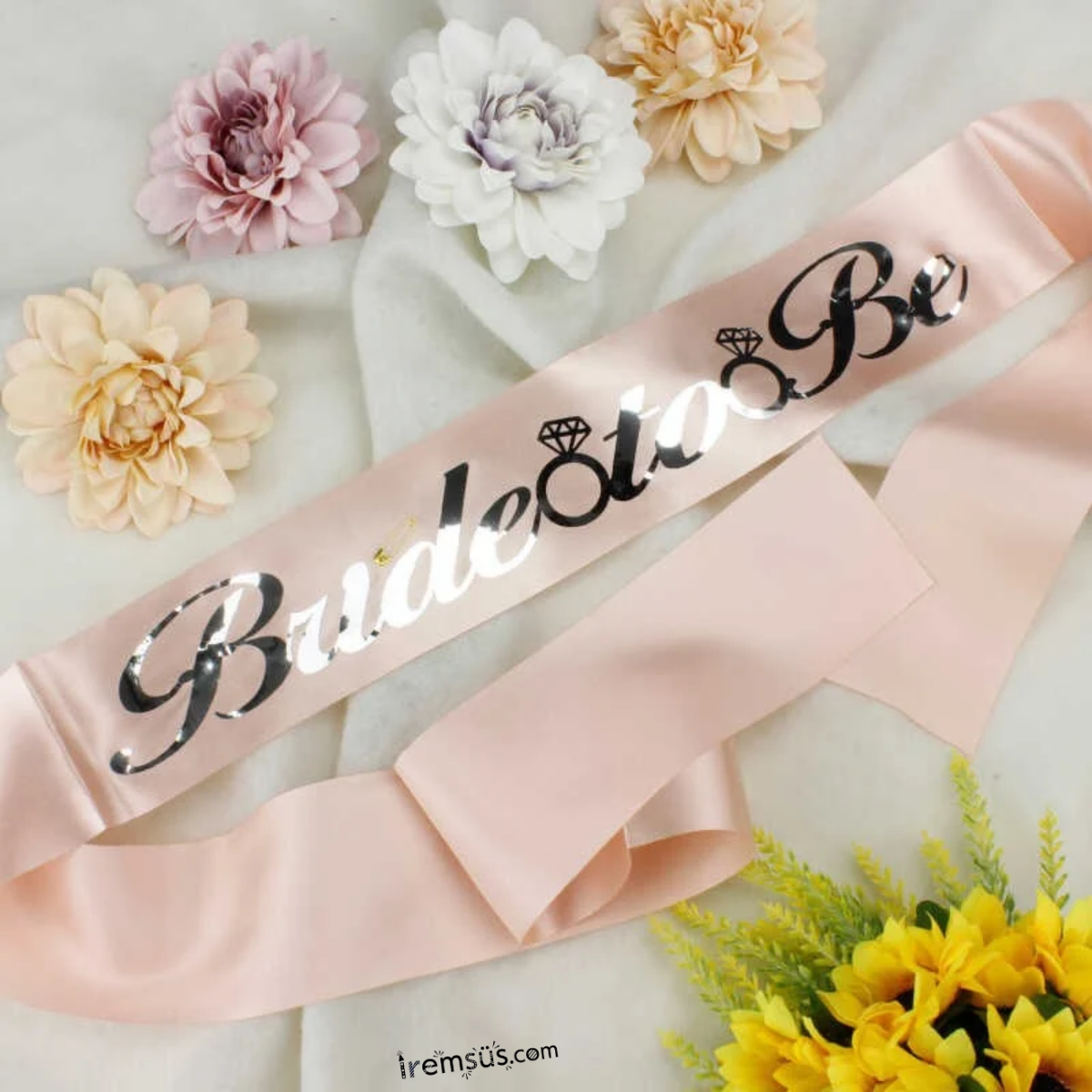 Bride To Be Yazılı Pembe Üstüne Gümüş Yaldızlı Kuşak 150 cm Bekarlığa Veda Partisi Konsepti Süs